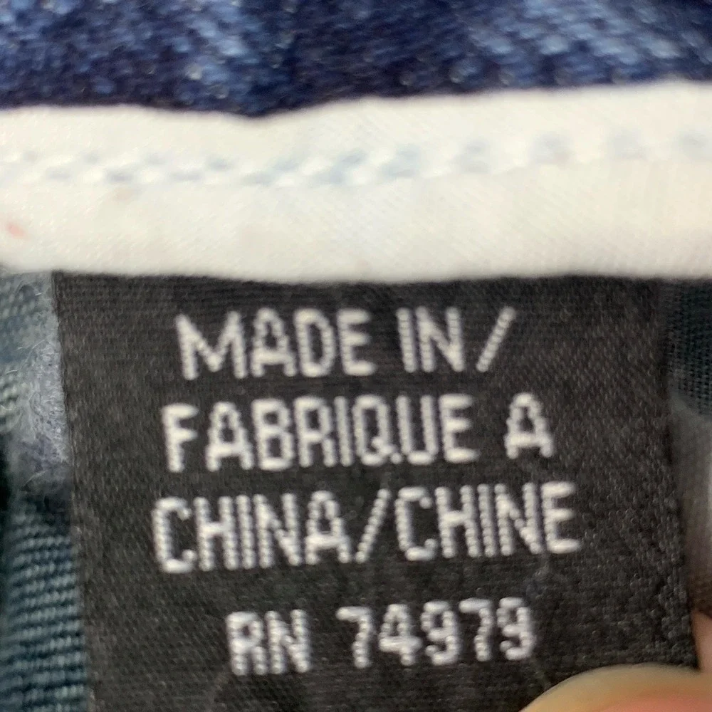 Bebe Women's Denim Blue Jeans Flare Mid Rise Size 28x31.5 - Picture 13 of 14